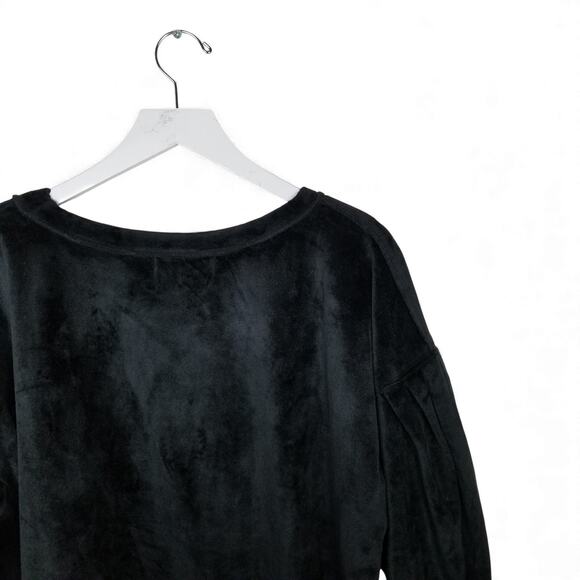 LUCKY & BLESSED Black Velvet Top w/ Puff Shoulders & Long Sleeves - M - Picture 4 of 6